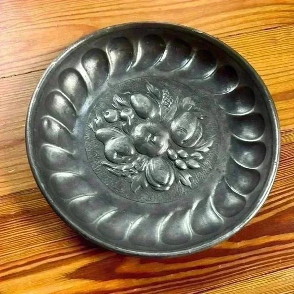 Pewter Fruit Plate Repousse Reproduction From 18th Century...Vintage - Picture 1 of 7